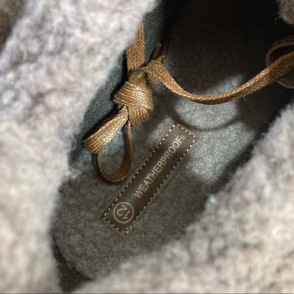 Weatherproof Landon Leather Sneaker Boots - Picture 8 of 9